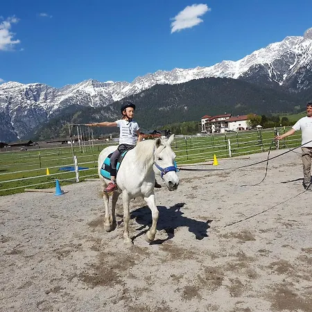Thomanhof Chalet-appartement Alojamento de Turismo Rural Saalfelden